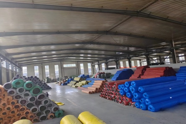 Buying artificial grass wholesale
