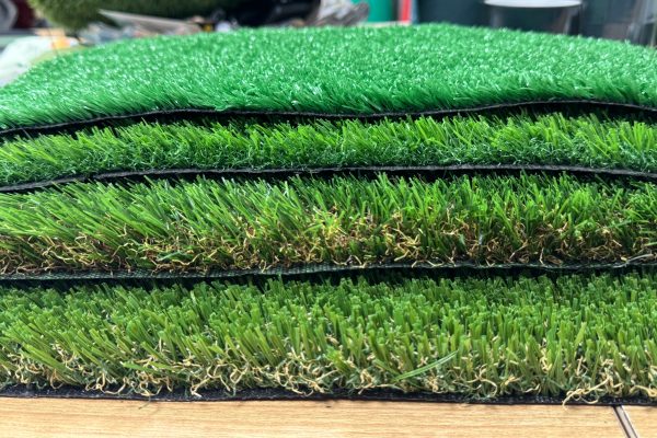 High Pile vs. Low Pile Turf