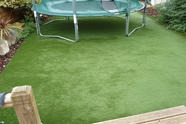 Does the artificial turf mat down?