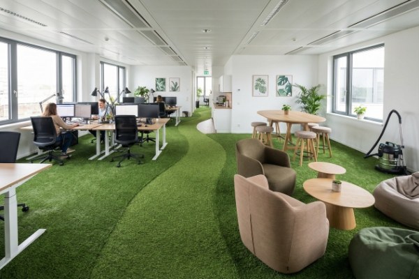 How can indoor artificial grass be used in offices